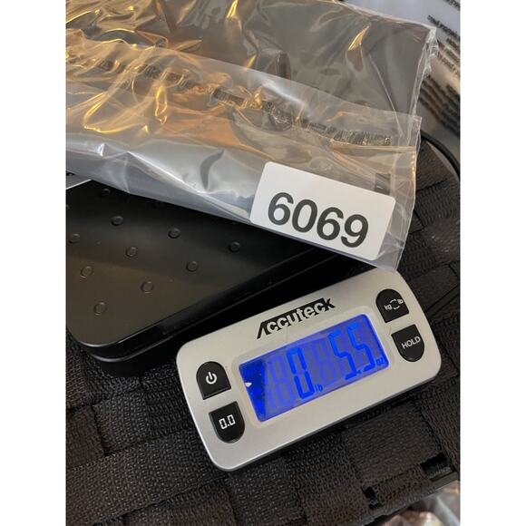 Lululemon Grunge Casual Tee Shirt Athletic Gym Training Workout Running Hiking - Picture 11 of 11